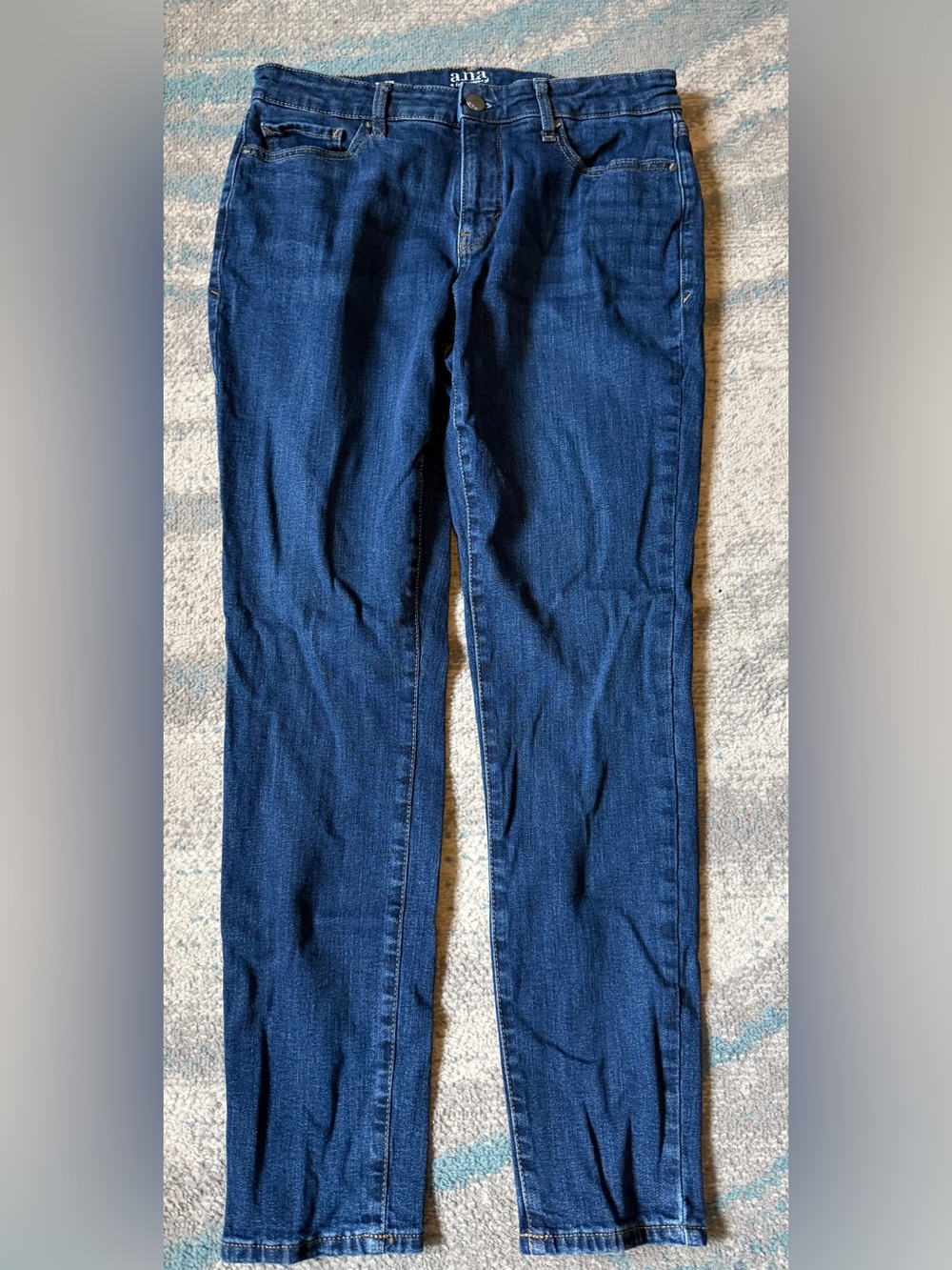 a.n.a Women's Skinny Jeans in Dark Blue Denim Size 10